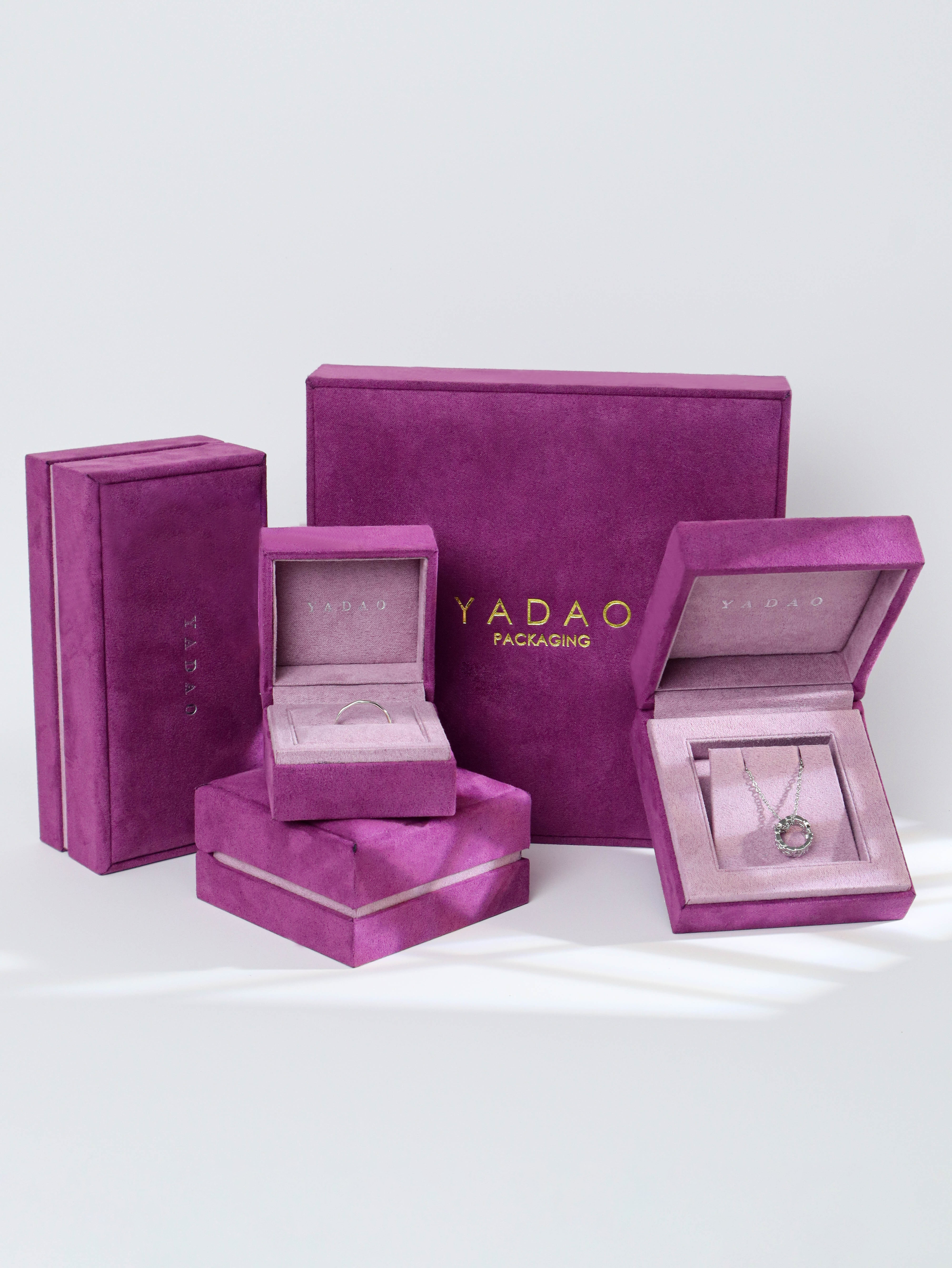 China Violet Velvet Jewelry Box Collection - Customizable Luxury Packaging manufacturer