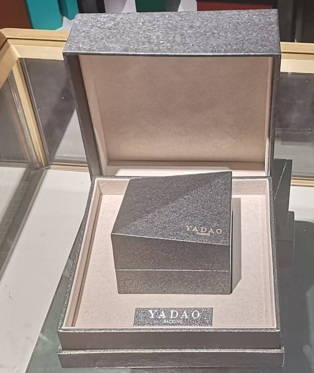 China Yadao Luxury Folding Jewelry Box Set manufacturer