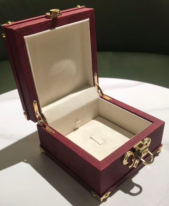 China YADAO｜Luxury Red Leather Jewelry Box manufacturer