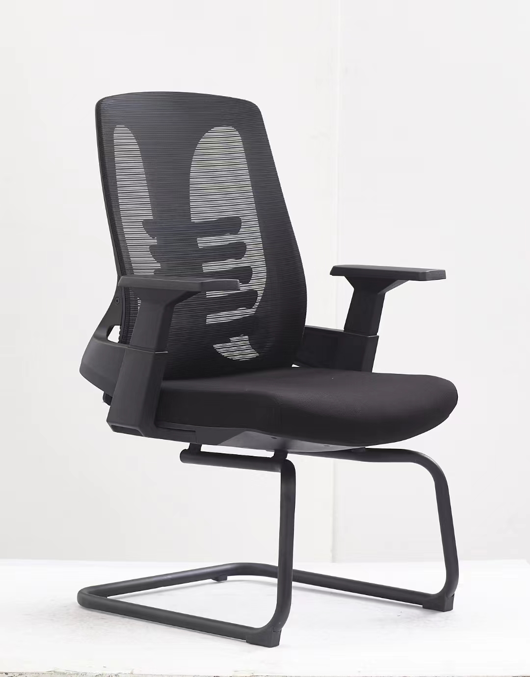 Newcity 527C 热销弓金属烤漆框架网椅批发现代设计人体工学家庭办公访客椅舒适有吸引力的网椅供应商佛山中国