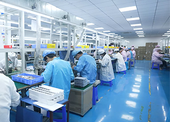 DUST-FREE ASSEMBLY WITH SIX PRODUCTION LINES