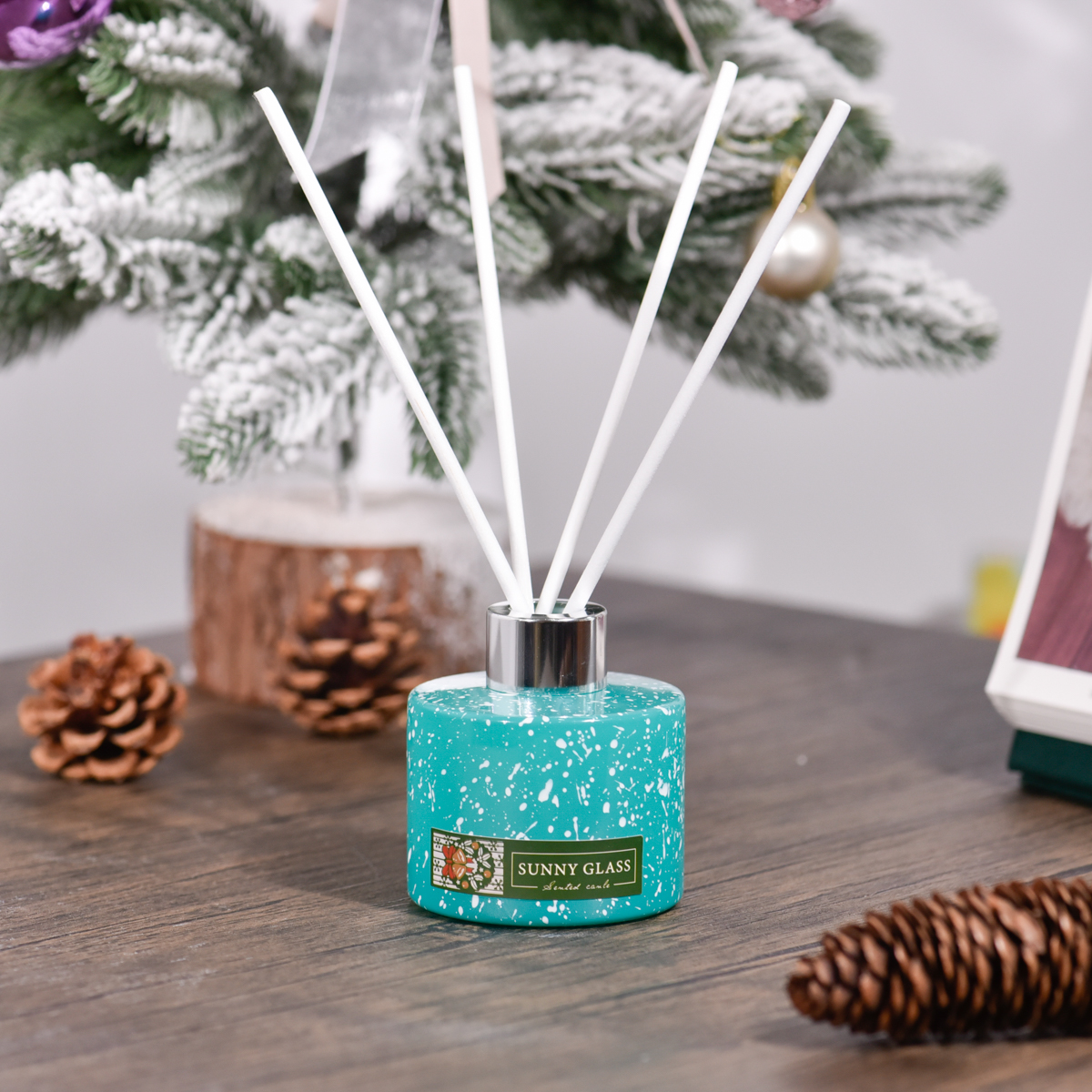Luxury Private Label Turquoise Christmas Glass Diffuser Bottles Home Decor