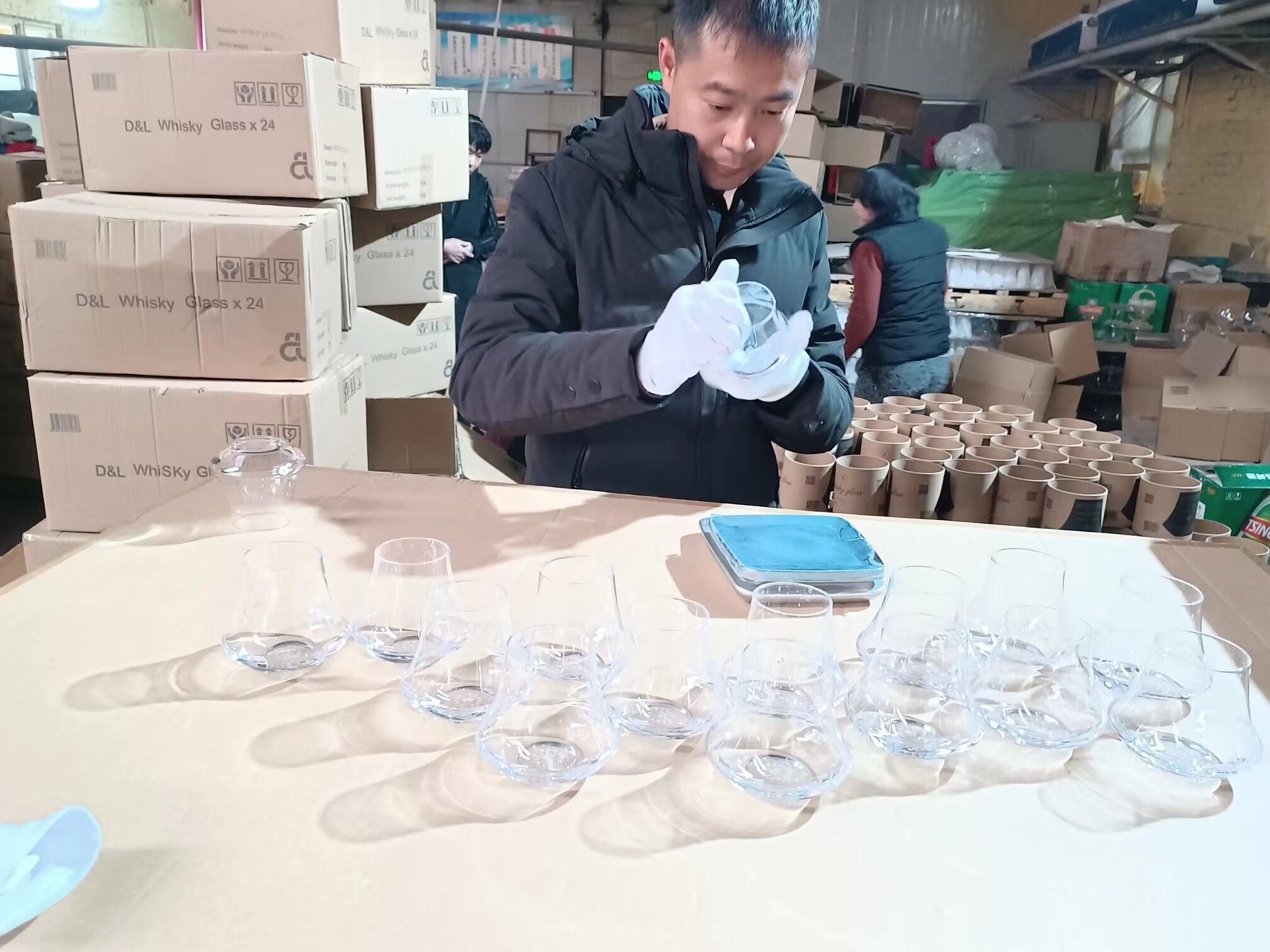 玻璃蜡烛杯验货指南-检验要点流程与注意事项