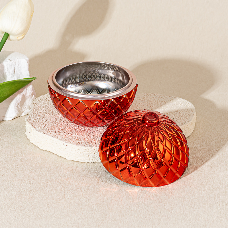 Luxury Custom Christmas Diamond-Pattern Glass Candle Jar with Lid