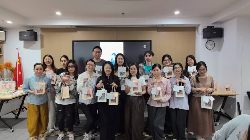 Happy Family, Warm Moments Together Sunny Group Q1 Birthday Celebration Concludes Successfully