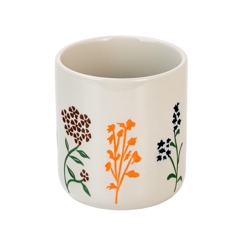 Frascos de vela de cerámica de flores silvestres en relieve blanco crema al por mayor