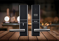 Unlocking the Future of Security: APP bluetooth NFC electronic keyless smart Qr code door lock