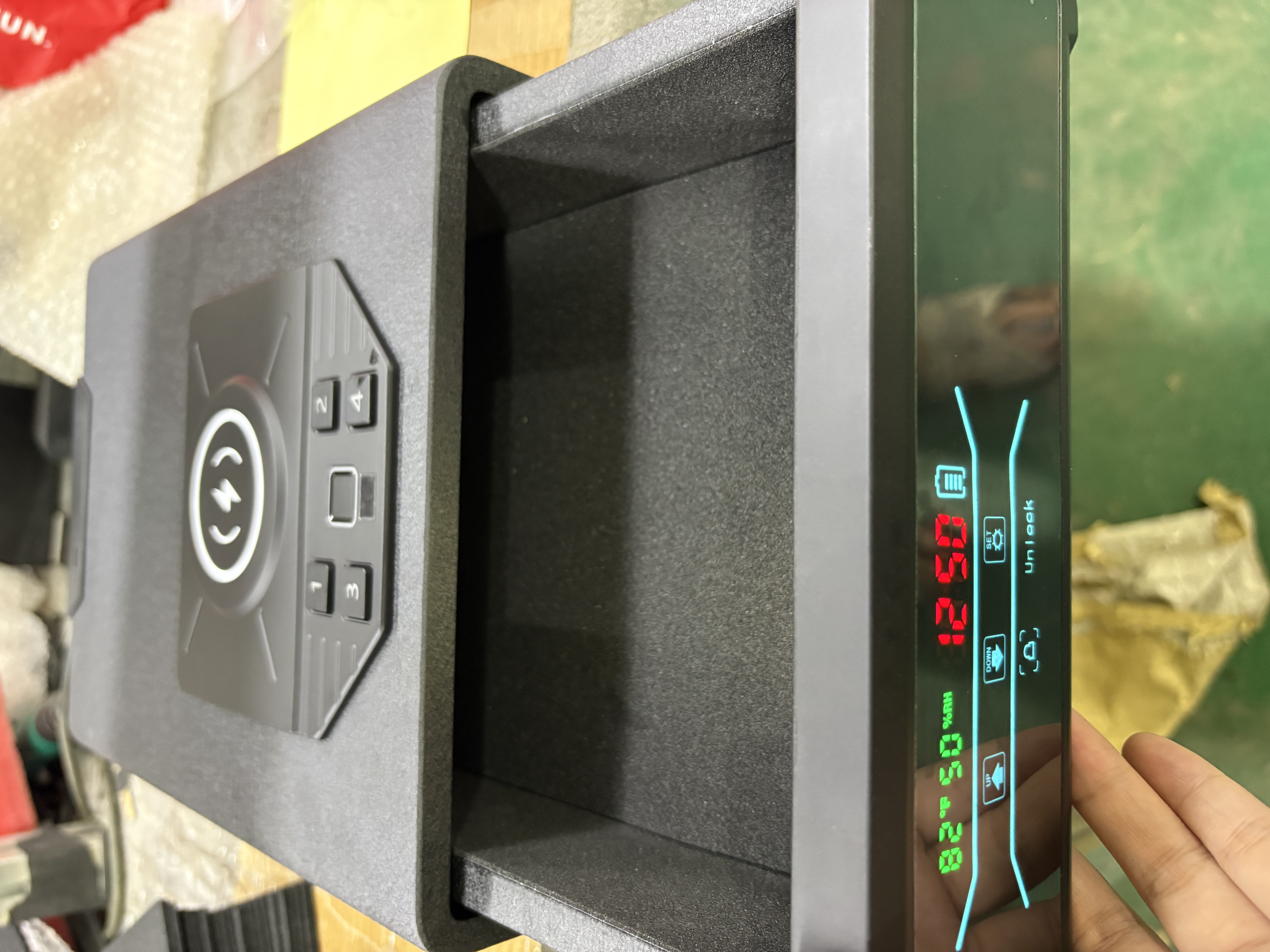 Biometric fingerprint access Secure Slide-out handgun Safe cabinet China made