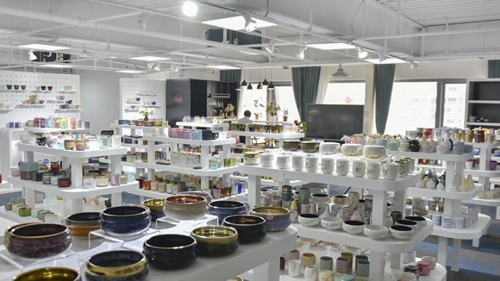 Sunny Glassware Profile