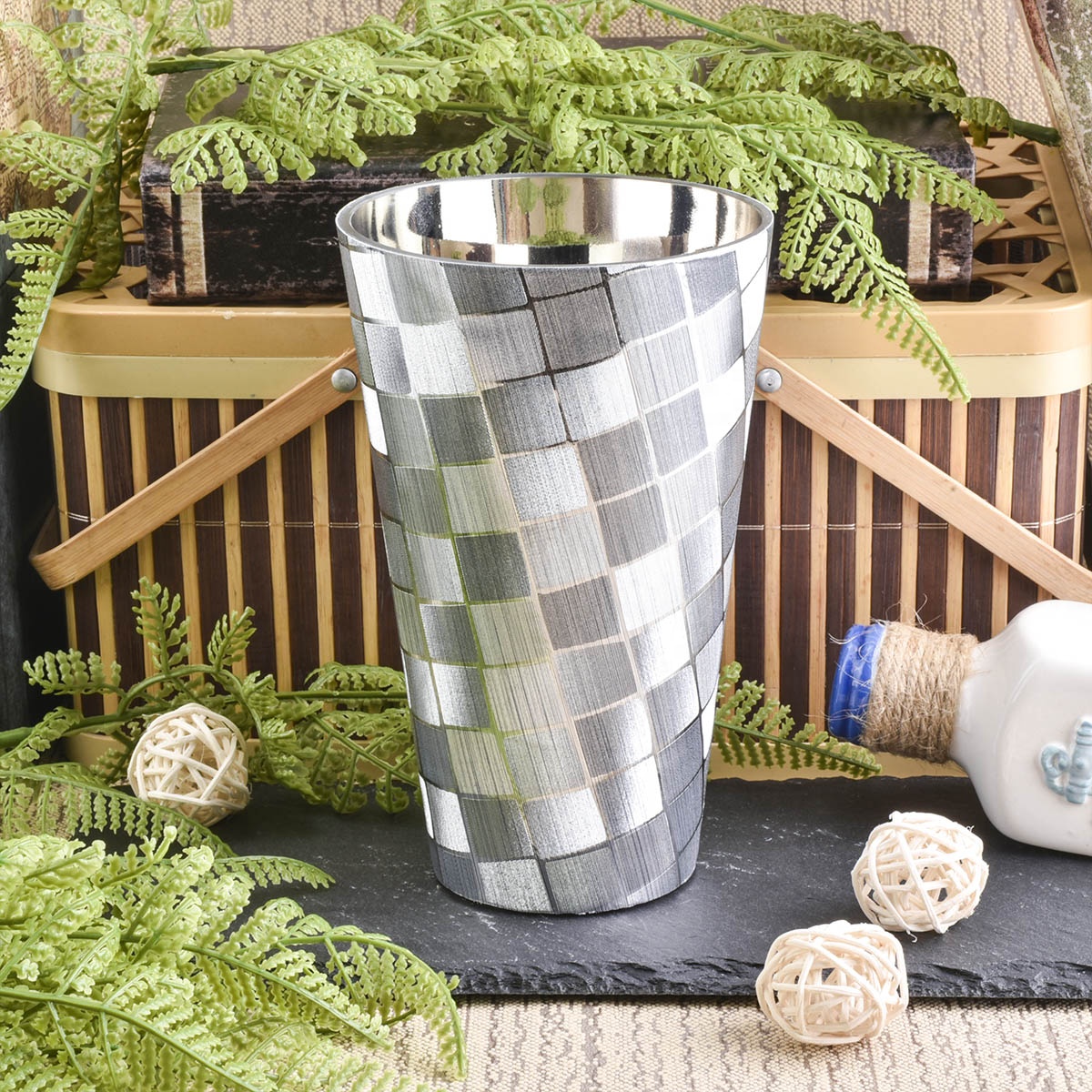 Suppliers custom silver decorative PU material pillar candle holder