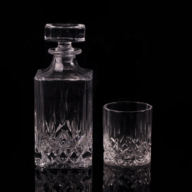 750ml Glass Bottle with Glass Stopper Whisky Bottle Wholesales