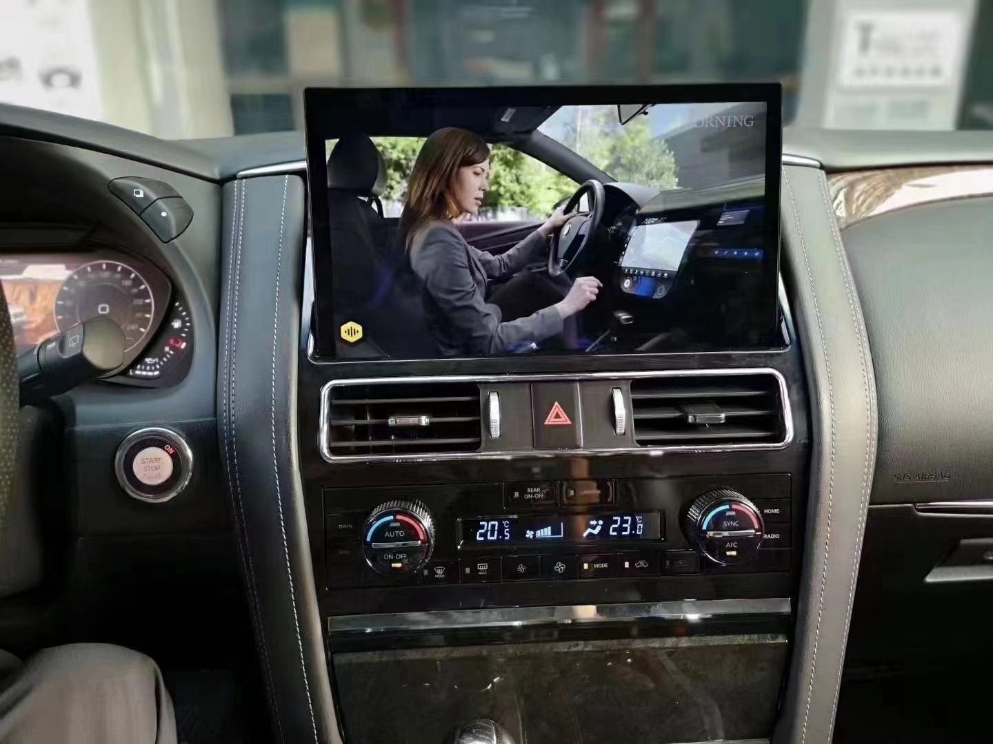 Unidad principal NaweiGe de 13,3 pulgadas con Android para Nissan Patrol Y62 ARMADA /Infiniti QX80 QX56 2010-2022 Sistema multimedia de DVD para coche Proveedor OEM de DVD y GPS para coche