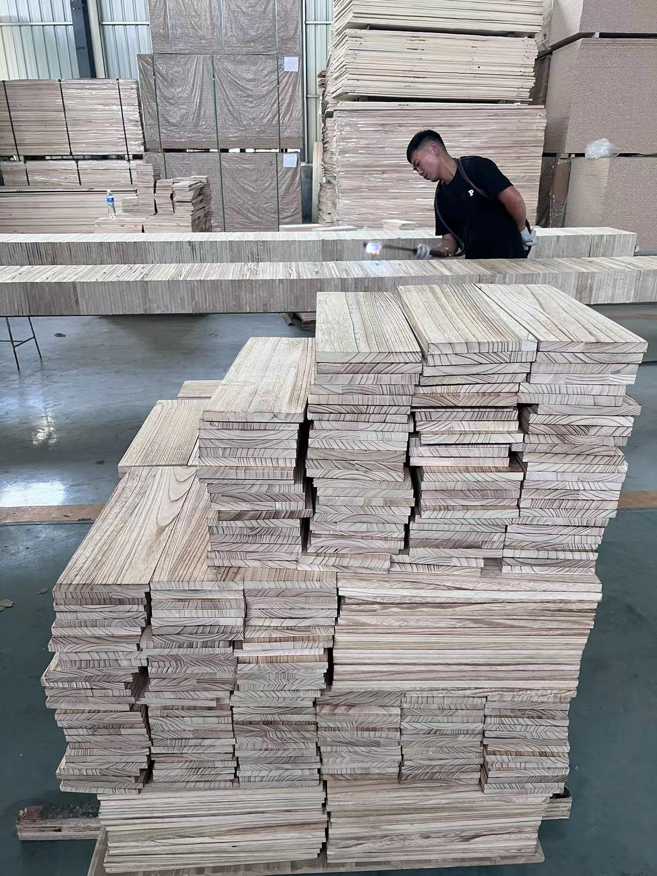 Eco-Friendly Paulownia Drawer Boards Eco-Friendly Paulownia Drawer Boards