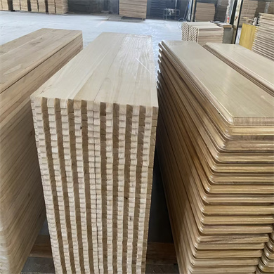 planche de bois utilisée pour le cercueil et le cercueil de crémation