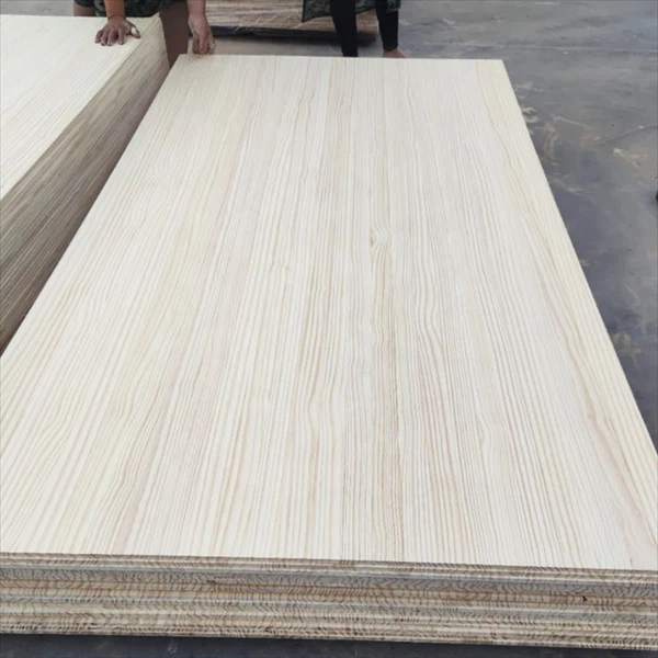 Straling Pine Board Factory Groothandel