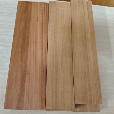 China Fabrieksprijs Verkoolde populier massief houten plank Commerciële 18 mm populierenborden