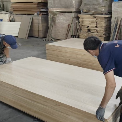 AA Grade Radiata Pine Solid Board 1220x2440mm Wholesale