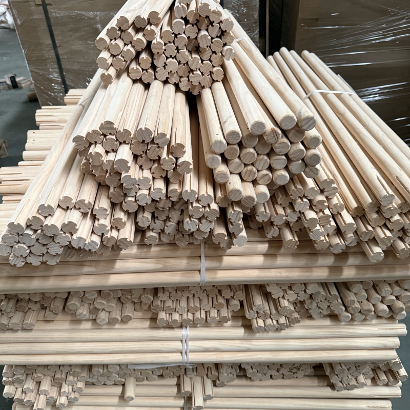 Radiata Pine Dowel Stick Factory Wholesale For Furniture Factory Bulk Raw Material Supply