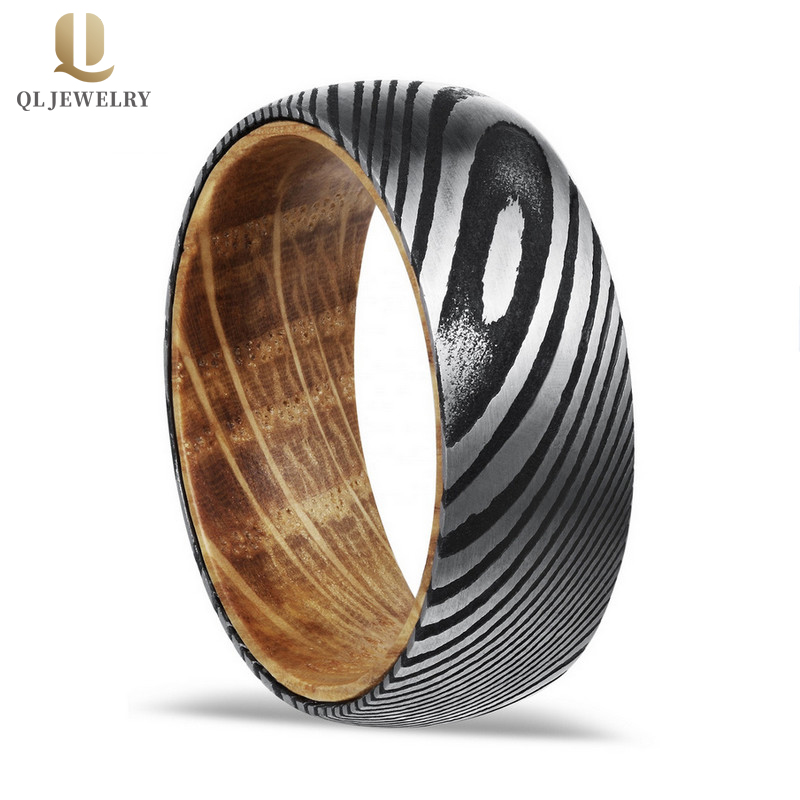 Professional Manufacturer 8mm men\'s black damascus steel ring with wood inner band