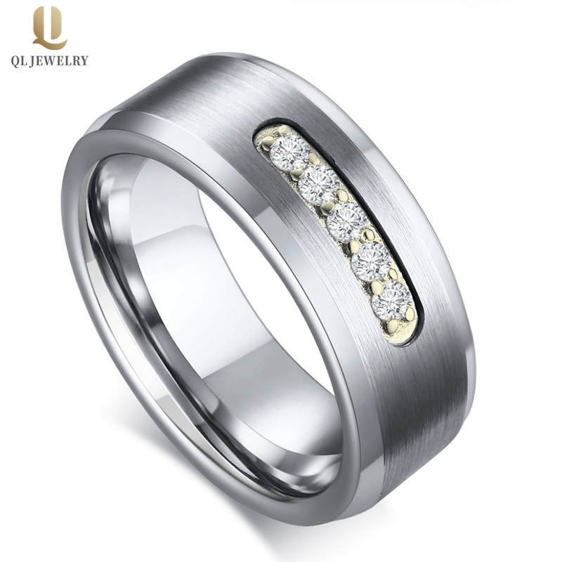 Hotsale 8mm Männer Wohnung und abgeschrägte Kanten Satin gebürstet Wolfram Hochzeitsbänder mit 5 weißen CZ Stones China Lieferant