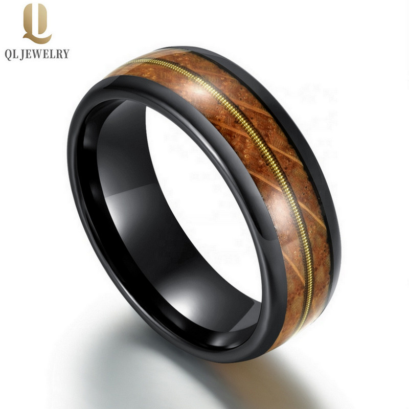 Erstaunlich 8mm Gitarre String Ring Whisky Barrel Wood and Guitar String Inlay Wölbte schwarze Wolfram-Hochzeitsbänder China Hersteller