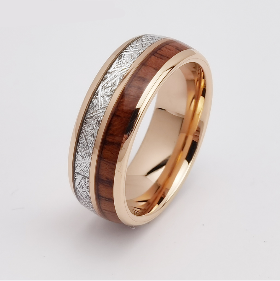 Chine Anneau de tungstène en stock Bague en carbure de tungstène en forme de dôme pour hommes en or rose poli de 8 mm avec incrustation de météorite et de bois Fabricants