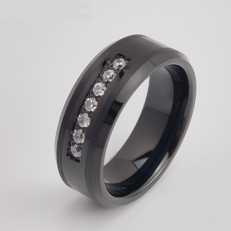 Wolfram-Ring auf Lager Beliebte 8 mm flache und abgeschrägte Kanten gebürsteter schwarzer Wolframcarbid-Ring mit 7 weißen CZ-Steinen China-Fabrik