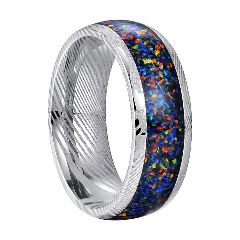 Fede nuziale da uomo in acciaio di Damasco da 8 mm del produttore con inserto in opale galassia schiacciato - Ordini all'ingrosso personalizzabili