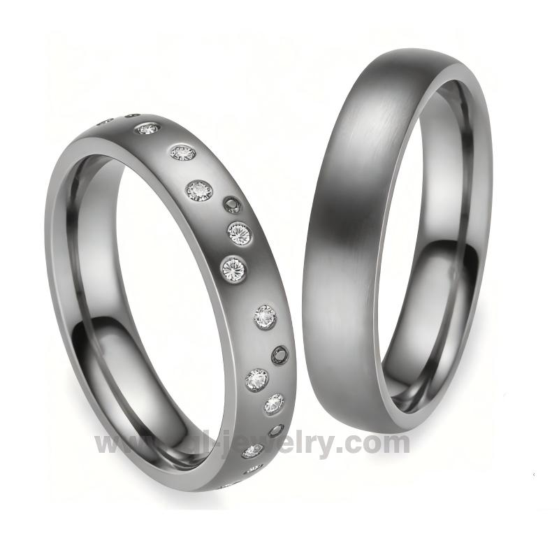 Custom Tantalum Matching Couple Rings - Brushed Finish Wedding Band Set with Diamonds China Manufacturer