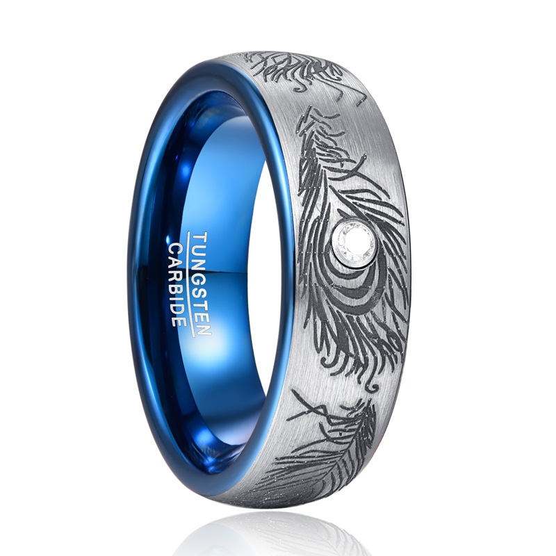 Anillo de carburo de tungsteno abovedado de 8 mm al por mayor de fábrica, interior azul galvanizado, patrón de plumas de pavo real grabado con láser con incrustaciones de circón, alianza de boda de moda para hombres Grabado interior personalizado OEM