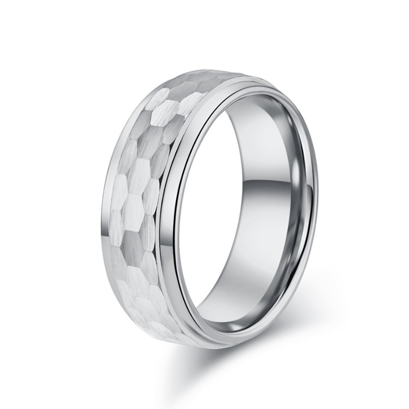 Bague en carbure de tungstène à facettes martelées pour hommes, alliance texturée géométrique confortable de 8 mm pour hommes