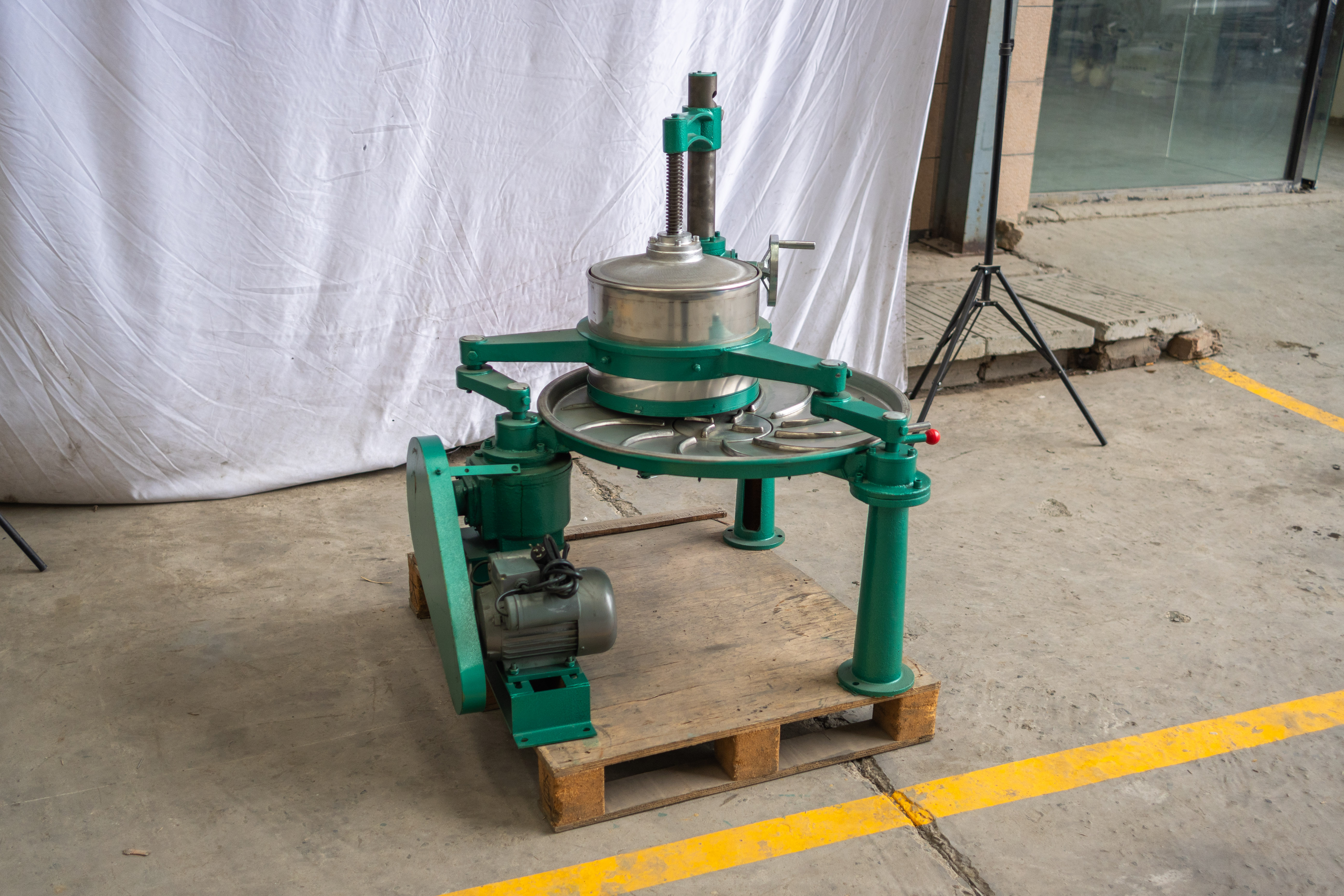 tea roller machine