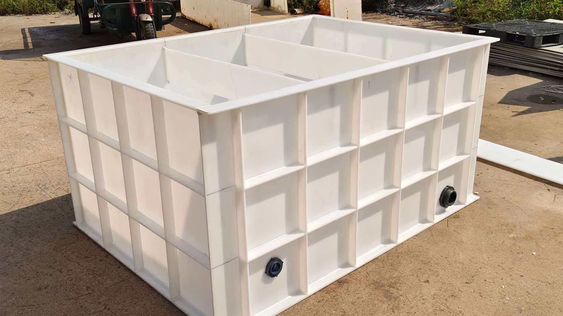 PP Raw Material Electroplating Water Tanks with UV Resistant Welding Process Custom Sizes