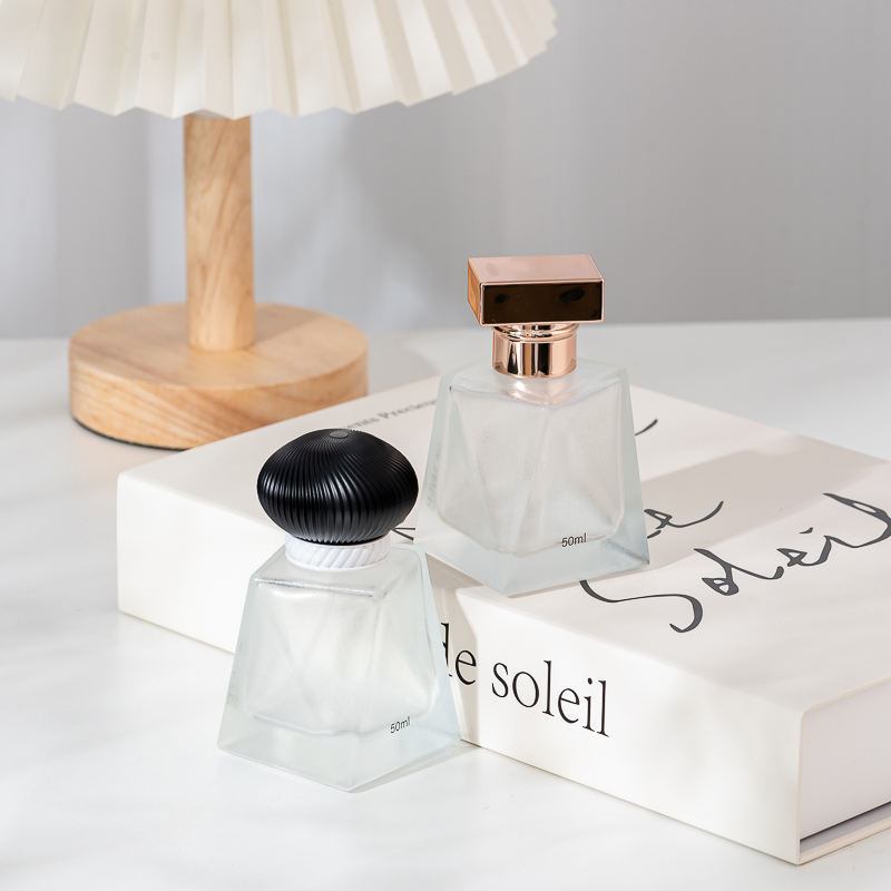 50ml Luxury frosted white Glass Perfume Bottle Wholesale