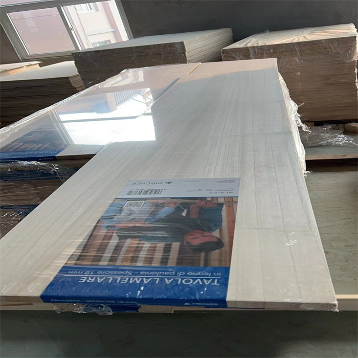 Paulownia wooden panels shrink foil with color label inside