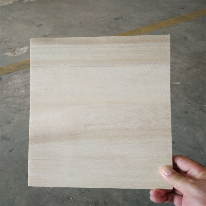 China Factory Price Paulownia Martial Arts Breaking Board Taekwondo 225x300mm manufacturer