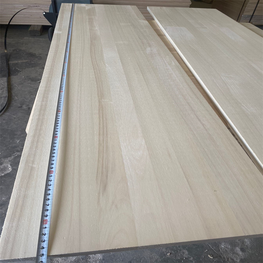 China Russian poplar edge glued panels with good price and nice color for furniture and coffin making boards manufacturer