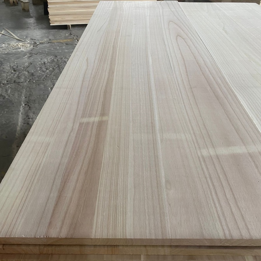 China Factory Venta directa de alta calidad PAULOWNIA BORDE Straight Boards pegados