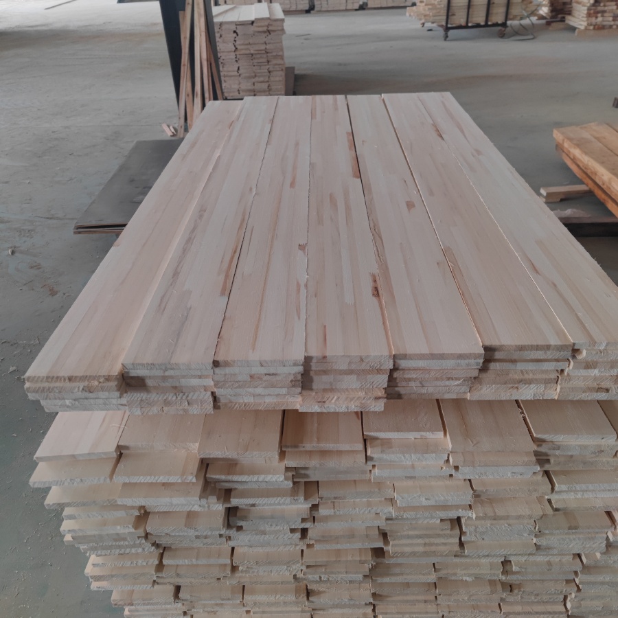 White Poplar Wood with Nice Color for top grade furniture making panels