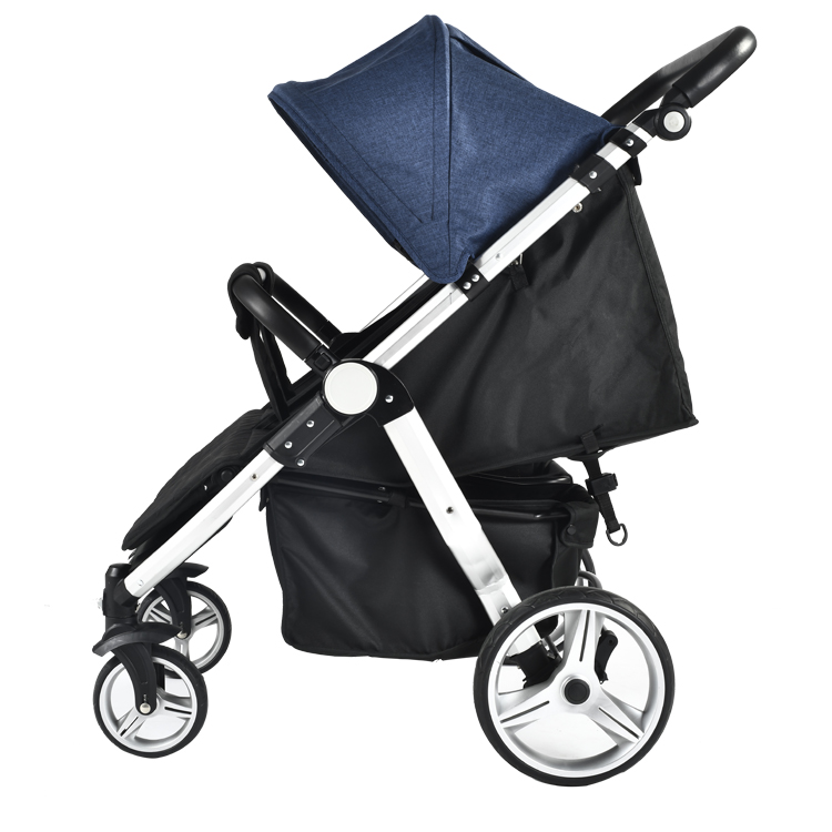 Passeggino estivo con passeggino di fascia alta con certificato En1888