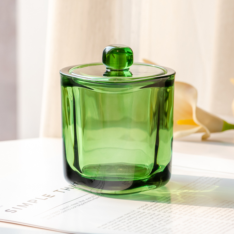 Elegant Transparent Green Glass Candle Jar with Matching Lid for Home Decor and Luxury Gift Use