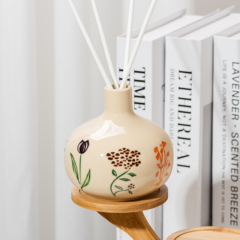 Elegant Glazed Ceramic Reed Diffuser Empty Bottle for Home Fragrance