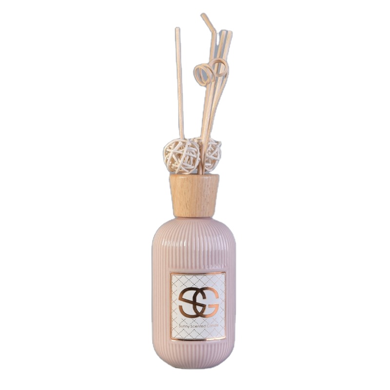 Sunny pink white  ceramic aromatherapy reed diffuser bottle