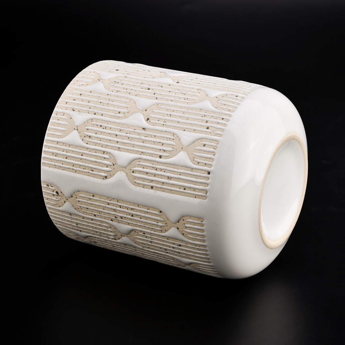 Ceramic candle jar with sand surface pattern