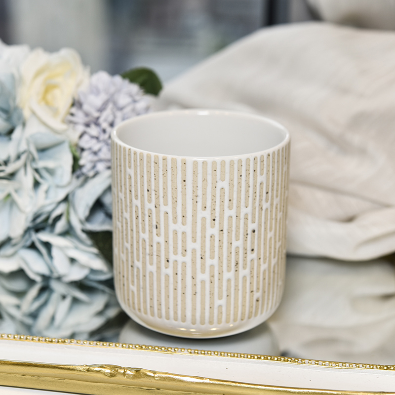 Wholesale supplier of modern design of empty ceramic candle jars - COPY - vn2ti1