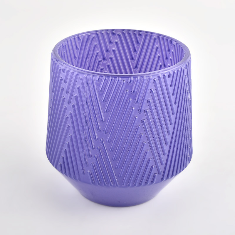 Elegante vaso a candela in vetro viola testuzzato