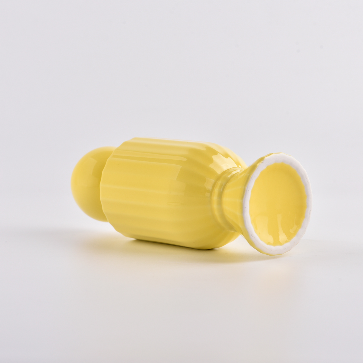 Cilindro amarelo de atacado Cerâmica Reed Bottles Bottles Home Decor