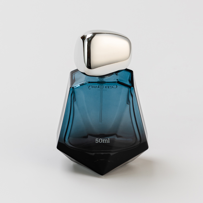 Garrafa de vidro do pulverizador de perfume da cor feita sob encomenda criativa do estilo 50ml com tampa de prata