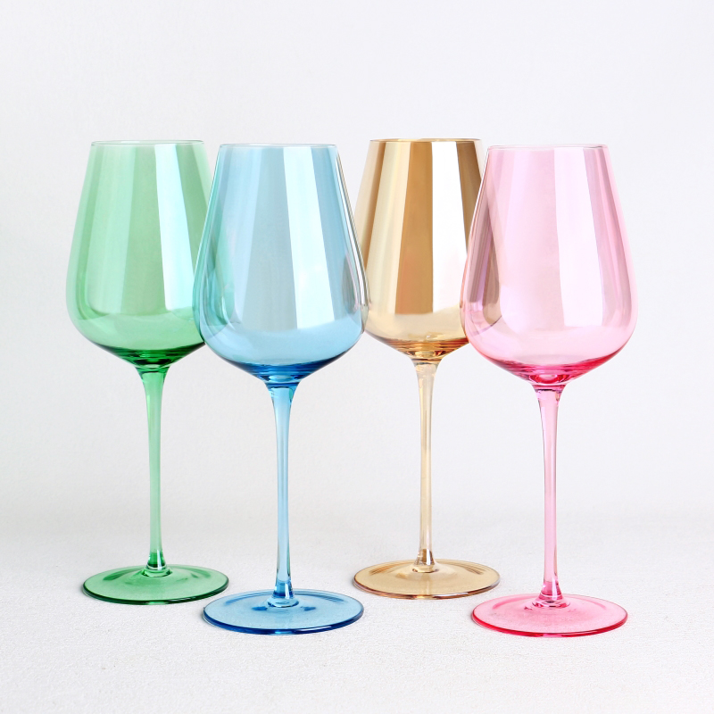 선물 상자 패키지가있는 보르도 레드 와인에 대한 4 색 리드 프리 크리스탈 와인 잔