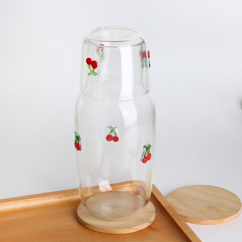 Jarra de água de vidro borossilicato com decoração embutida de cereja artesanal com tampa Jarra resistente ao calor de 1L para bebidas quentes e frias com tampa de vidro